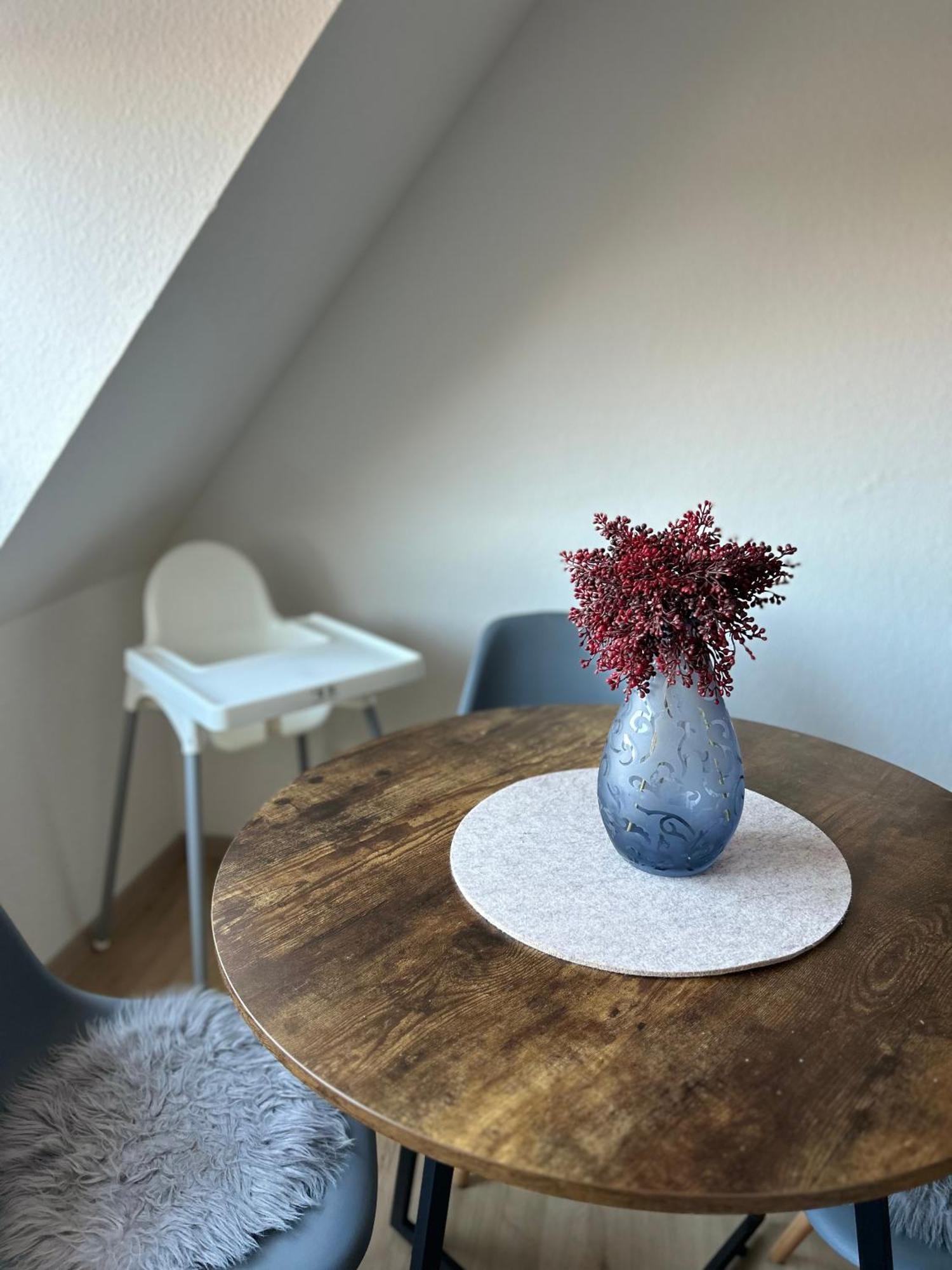Gemuetliches Altstadtapartment Mit Balkon Und Smart Tv Erfurt Extérieur photo